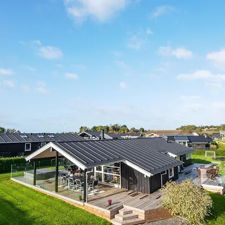 4 Star In Juelsminde Casa de Férias Sonderby (Midtjylland)