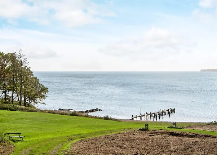 4 Star In Juelsminde * Sonderby (Midtjylland)